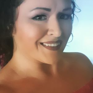 Meet your Posher, Leticia